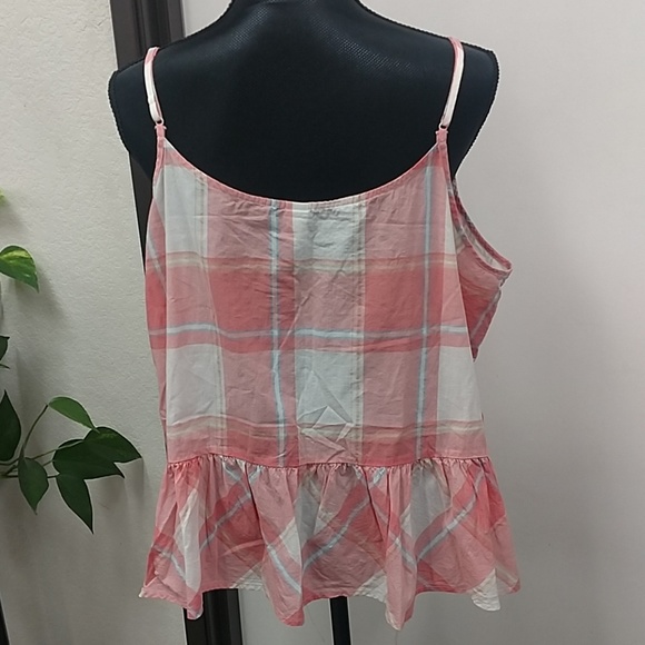 Peach and cream spaghetti tank with ruffle bottom - Picture 2 of 5